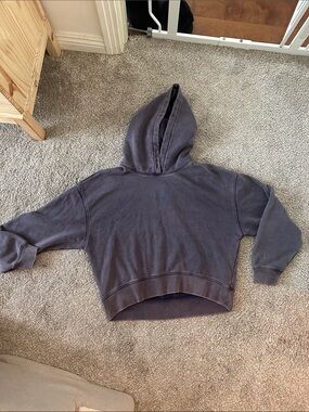 Cropped GAP Charcoal Hooded Sweatshirt